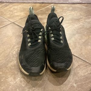 Nike 270 black and teal size 7
